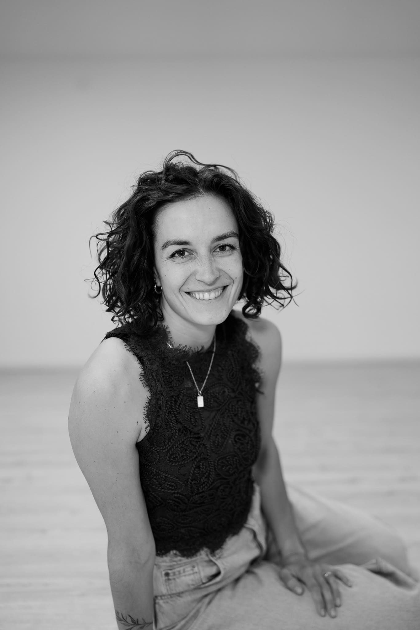 lauraellecosta_portrait